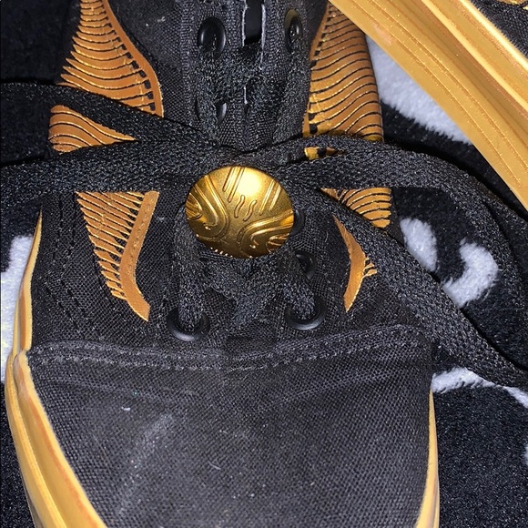 Harry Potter golden snitch vans - Picture 3 of 14
